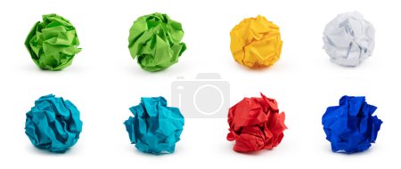 Téléchargez les photos : Collection de boule de papier coloré sur fond blanc - en image libre de droit