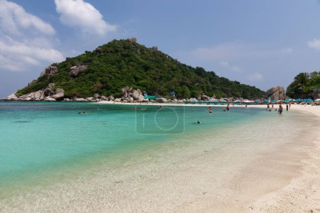 Foto de Isla paradisíaca tropical, isla Nang Yuan o isla Koh Nang Yuan de la isla Koh Tao, Surat Thani, Tailandia. - Imagen libre de derechos