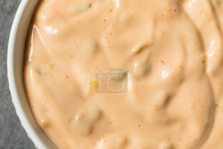 Téléchargez les photos : Sauce spéciale hamburger maison au ketchup et mayo - en image libre de droit