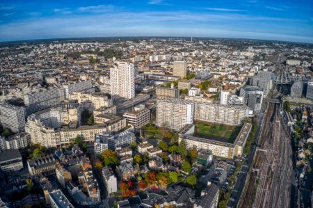 Téléchargez les photos : Vue Aérienne de la Ville Française de Rennes, Bretagne - en image libre de droit
