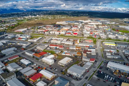 Luftaufnahme des industriellen Reykjavik Vororts Hafnarfjordur, Island