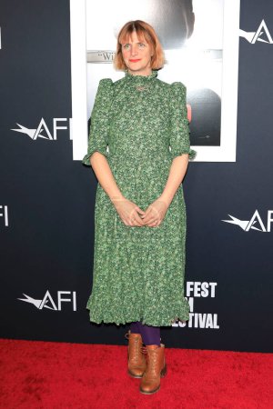 Foto de LOS ÁNGELES - OCT 4: Rebecca Lenkiewicz en el AFI Fest - Ella dijo en TCL Chinese Theater IMAX el 4 de octubre de 2022 en Los Ángeles, CA - Imagen libre de derechos