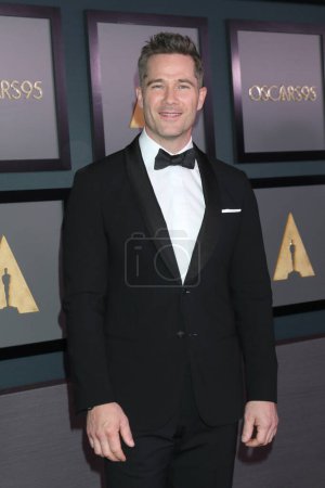 Photo for LOS ANGELES - NOV 19: Luke Macfarlane  at the 13th Governors Awards at Fairmont Century Plaza Hotel on November 19, 2022 in Century City, CA - Royalty Free Image