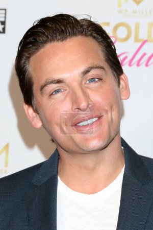 Téléchargez les photos : LOS ANGELES - JAN 8:  Kevin Zegers at A Golden Salute to Sheryl Lee Ralph and Niecy Nash-Betts at the Ritz Carlton Hotel on January 8, 2023 in Marina Del Rey, CA - en image libre de droit