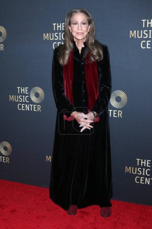 Téléchargez les photos : LOS ANGELES - JAN 14:  Rita Coolidge at Music Center Tribute to Jerry Moss at the Music Center on January 14, 2023 in Los Angeles, CA - en image libre de droit