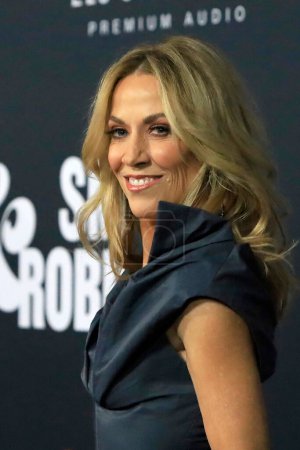 Téléchargez les photos : LOS ANGELES - DEC 3:  Sheryl Crow at the 2023 MusiCares Persons of the Year at the Los Angeles Convention Center on February 3, 2023 in Los Angeles, CA - en image libre de droit