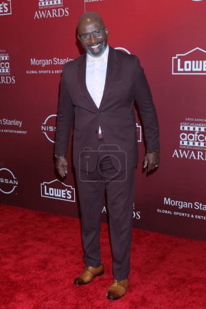 Photo for LOS ANGELES - MAR 1:  Julius Tennon at the 14th AAFCA at the Beverly Wilshire Hotel on March 1, 2023 in Beverly Hills, CA - Royalty Free Image