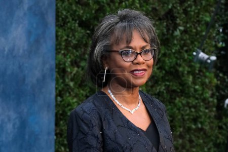 Photo for LOS ANGELES - MAR 12:  Anita Hill at the 2023 Vanity Fair Oscar Party at the Wallis Annenberg Center for the Performing Arts on March 12, 2023 in Beverly Hills, CA - Royalty Free Image