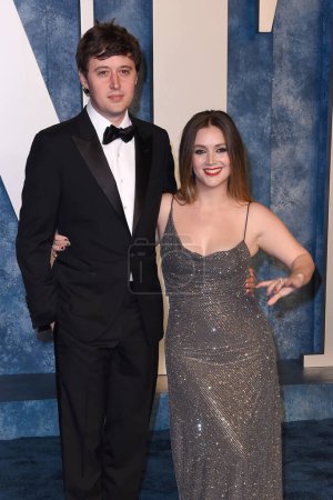 Photo for LOS ANGELES - MAR 12:  Austen Rydell, Billie Lourd at the 2023 Vanity Fair Oscar Party at the Wallis Annenberg Center for the Performing Arts on March 12, 2023 in Beverly Hills, CA - Royalty Free Image