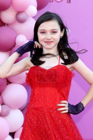Photo for LOS ANGELES - MAR 24:  Violet McGraw at Prom Pact Premiere Screening at the Wilshire Ebell Theater on March 24, 2023 in Los Angeles, CA - Royalty Free Image