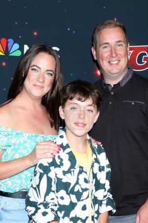 Photo for LOS ANGELES - AUG 29:  Mom Emma, Alfie Andrew, Dad Andrew at the America's Got Talent Season 18 Live Show Red Carpet at the Hotel Dena on August 29, 2023 in Pasadena, C - Royalty Free Image