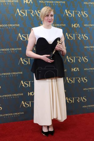 Foto de LOS ÁNGELES - 6 DE ENERO: Greta Gerwig en el 7º Astra Film Awards en el Biltmore Hotel el 6 de enero de 2024 en Los Ángeles, CA - Imagen libre de derechos