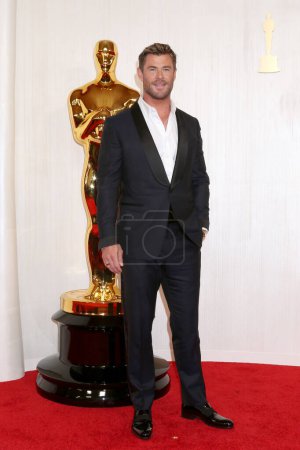 Foto de LOS ÁNGELES - 10 DE MARZO: Chris Hemsworth en los Premios Óscar 96 Llegadas al Teatro Dolby el 10 de marzo de 2024 en Los Ángeles, CA - Imagen libre de derechos
