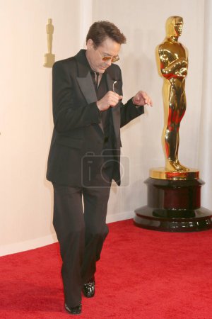 Foto de LOS ÁNGELES - 10 DE MARZO: Robert Downey Jr en los Premios Óscar 96 Llegadas al Teatro Dolby el 10 de marzo de 2024 en Los Ángeles, CA - Imagen libre de derechos