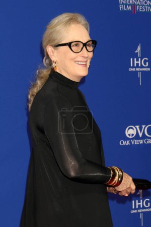 Téléchargez les photos : LOS ANGELES - JAN 4 : Meryl Streep au 2024 Palm Springs International Film Festival Gala Arrivée au Palm Springs Convention Center le 4 janvier 2024 à Palm Springs, CA - en image libre de droit