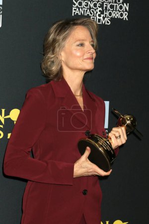Téléchargez les photos : LOS ANGELES - 4 février : Jodie Foster aux Saturn Awards 2024 au Burbank Convention Center le 4 février 2024 à Burbank, CA - en image libre de droit