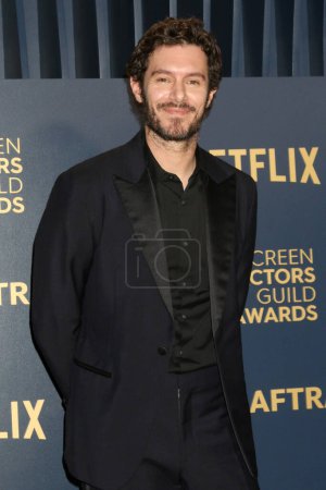 Téléchargez les photos : LOS ANGELES - 24 février : Adam Brody au 30e Screen Actors Guild Awards à l'Auditorium du Sanctuaire le 24 février 2024 à Los Angeles, Californie - en image libre de droit