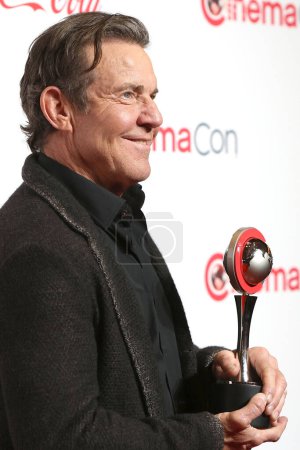 Foto de Actor Dennis Quaid en los Premios CinemaCon 2024 en el Caesar 's Palace el 11 de abril de 2024 en Las Vegas - Imagen libre de derechos