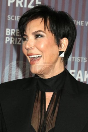Foto de LOS ÁNGELES, EE.UU. - 13 DE ABRIL: Kris Jenner en la 10ª Ceremonia Anual del Premio Breakthrough en el Museo de la Academia de Cine el 13 de abril de 2024 en Los Ángeles, CA - Imagen libre de derechos