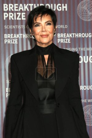 Foto de LOS ÁNGELES, EE.UU. - 13 DE ABRIL: Kris Jenner en la 10ª Ceremonia Anual del Premio Breakthrough en el Museo de la Academia de Cine el 13 de abril de 2024 en Los Ángeles, CA - Imagen libre de derechos