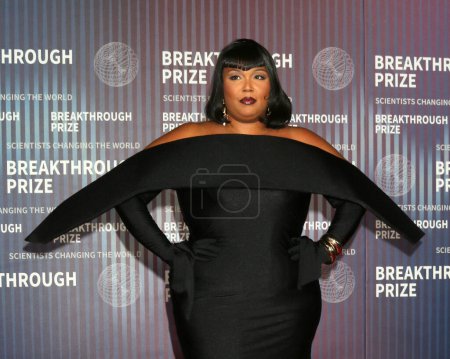 Photo for LOS ANGELES, USA - APRIL 13:  Lizzo at the 10th Annual Breakthrough Prize Ceremony at the Academy Museum of Motion Pictures on April 13, 2024 in Los Angeles, CA - Royalty Free Image