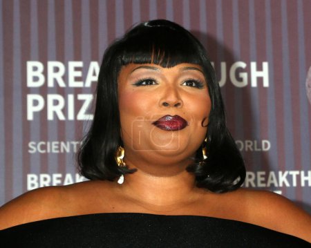 Photo for LOS ANGELES, USA - APRIL 13:  Lizzo at the 10th Annual Breakthrough Prize Ceremony at the Academy Museum of Motion Pictures on April 13, 2024 in Los Angeles, CA - Royalty Free Image