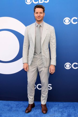 Téléchargez les photos : LOS ANGELES, États-Unis - 2 MAI 2024 : Justin Hartley au CBS Fall Preview Party aux Paramount Studios le 2 mai 2024 à Los Angeles, CA - en image libre de droit