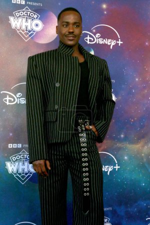 Téléchargez les photos : LOS ANGELES, États-Unis - 9 MAI 2024 : Ncuti Gatwa au Disney + Dr Who Première de la saison 2 à NeueHouse le 9 mai 2024 à Los Angeles, CA - en image libre de droit