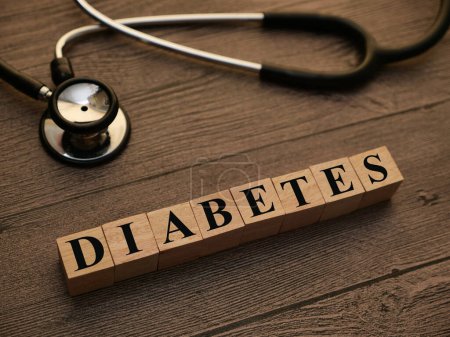Diabetes, texto tipográfico escrito con letra de madera, salud y concepto médico