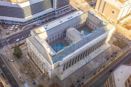 Foto de Byron White United States Courthouse is a courthouse in Denver, Colorado, currently the seat of the United States Court of Appeals for the Tenth Circuit. - Imagen libre de derechos