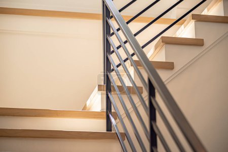 Foto de Escalera interior y barandillas detalles de cerca - Imagen libre de derechos