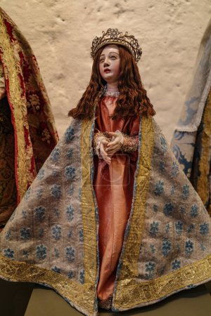 Téléchargez les photos : Arequipa, Pérou - 4 Dec, 2023 : Les arts religieux exposés dans le Monasterio de Santa Teresa, Arequipa - en image libre de droit