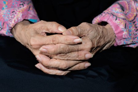 Foto de El trabajo como bienestar: el poder curativo del empleo para las personas mayores - Imagen libre de derechos