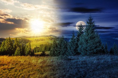 Herbstliche Landschaft in den Bergen Rumäniens mit Sonne und Mond in der Dämmerung. Nadelwald an den Hängen des Apuseni Nationalparks. Tag und Nacht Zeitumstellung Konzept. Geheimnisvolle Landschaft im Morgenlicht