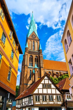 Téléchargez les photos : Cathédrale Schwerin dédiée à la Vierge Marie et Saint-Jean - Mecklembourg-Poméranie Occidentale, Allemagne - en image libre de droit
