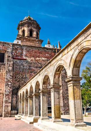 Téléchargez les photos : Temple et couvent de San Francisco à Guadalajara - Jalisco, Mexique - en image libre de droit