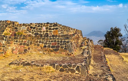 Téléchargez les photos : Site archéologique du Cerro de la Estrella à Iztapalapa, Mexico - Mexique - en image libre de droit