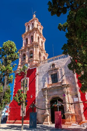 Téléchargez les photos : Paroisse de Saint Philippe l'Apôtre à San Felipe Torres Mochas - Guanajuato, Mexique - en image libre de droit