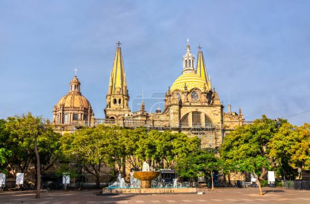 Téléchargez les photos : Cathédrale Notre-Dame de Guadalajara, Mexique - en image libre de droit