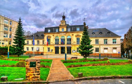 Téléchargez les photos : Mairie d'Orsay près de Paris en Essonne, Ile-de-France - en image libre de droit