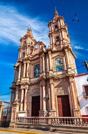 Téléchargez les photos : Eglise paroissiale Notre-Dame de la Lumière à Lagos de Moreno - Jalisco, Mexique - en image libre de droit