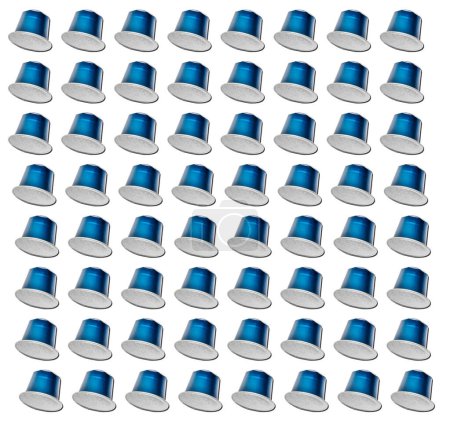Téléchargez les photos : Motif en bleu sans logo nouvelles capsules de café en aluminium frais isolé sur fond blanc. Photo de haute qualité - en image libre de droit