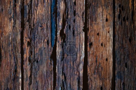 Téléchargez les photos : Fond planches en bois brun foncé vintage - en image libre de droit