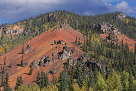 Téléchargez les photos : Paysage automnal des monts San Juan, Colorado, USA - en image libre de droit