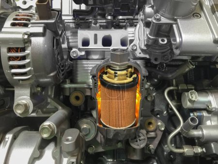 Foto de El filtro de aceite del coche mantiene limpio el interior del motor y elimina los contaminantes del aceite del motor - Imagen libre de derechos