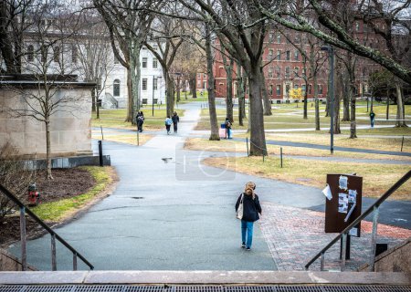 Foto de La icónica Universidad de Harvard y su famoso campus en Cambridge, MA, EE.UU.. - Imagen libre de derechos