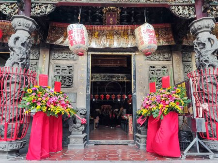 Téléchargez les photos : Chiayi, Taiwan- 5 Dec, 2022 : Vue du temple Chiayi Cheng Huang situé à Chiayi, Taiwan. C'est un temple chinois dédié à la Ville Dieu - en image libre de droit