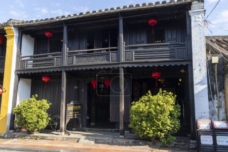 Foto de Hoi An, Vietnam-1 Mar 2024: Museum of Folklore in the Hoi An Ancient Town, Vietnam. Hoi Una antigua ciudad histórica cuenta con edificios que datan del siglo XV - Imagen libre de derechos