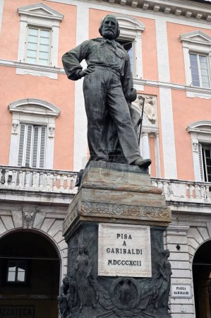 Photo for Bronze statue of Giuseppe Garibaldi created by Ettore Ferrari in Garibaldi square in the city of Pisa - Royalty Free Image
