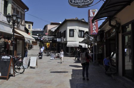 Foto de Antiguo Bazar en Skopje, bazar turco. Siendo uno de los mercados más antiguos de los Balcanes, ha sido centro de comercio y comercio desde al menos el siglo XII.. - Imagen libre de derechos